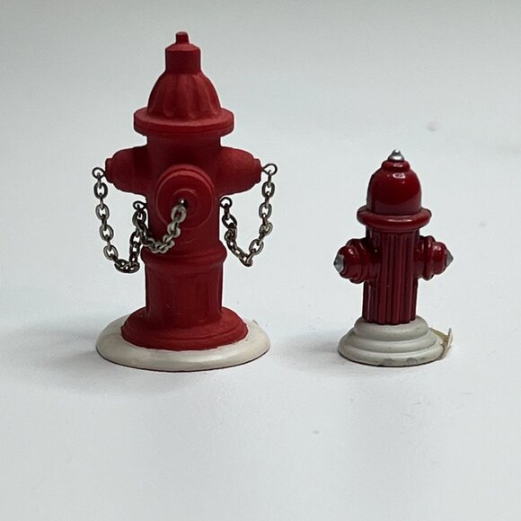 Dept 56 Red Fire Hydrants, Set of 2, Christmas Village Accessory from 1990s - Picture 3 of 6